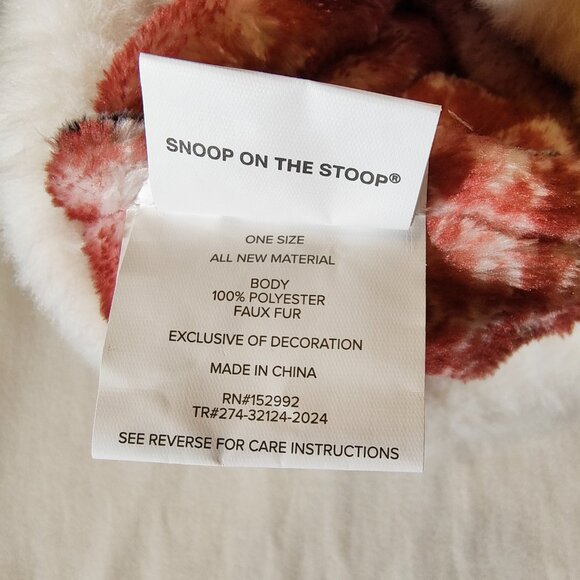 NWT Snoop Dogg Snoop on the Stoop Merry Chrismizzle Stocking - Picture 8 of 9